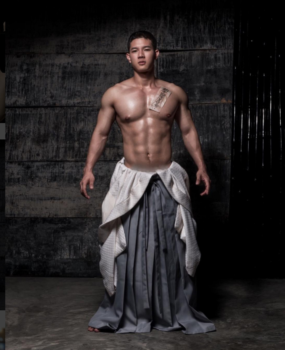 泰国亚裔男模 ҜRITTΔPΔS M. SΩΠIC 艺术写真