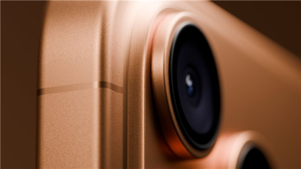 iPhone 17 Pro最新外观曝光：苹果调整天线布局 信号稳了