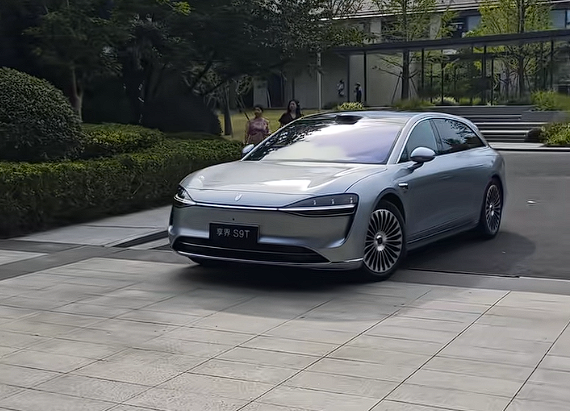 首款自主品牌行政旅行车！鸿蒙智行享界S9T内饰10大亮点速看