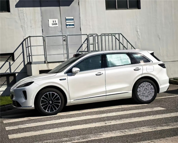 s_b693d6af38344cb187098577c1982365