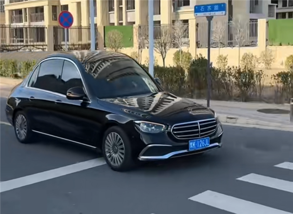 s_dd39fc2ba68641e183b0b06d97d40c74